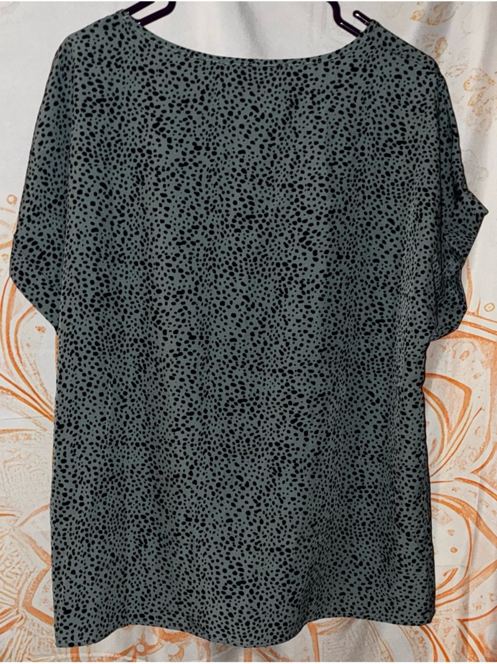 Emery Rose Button-Back Dot Print Blouse Bundle - Picture 3 of 11